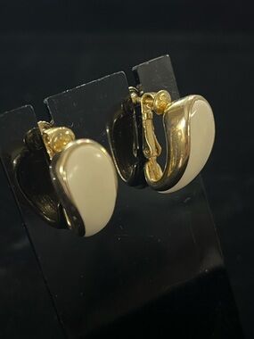 1671 Goldette Gold-Tone Clip-On Earrings with Cream Enamel Accent